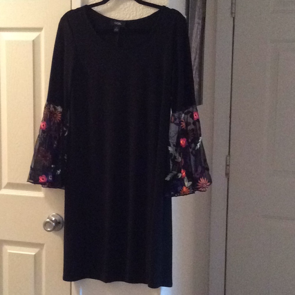 MSK dress black flared floral embroidered sleeves.